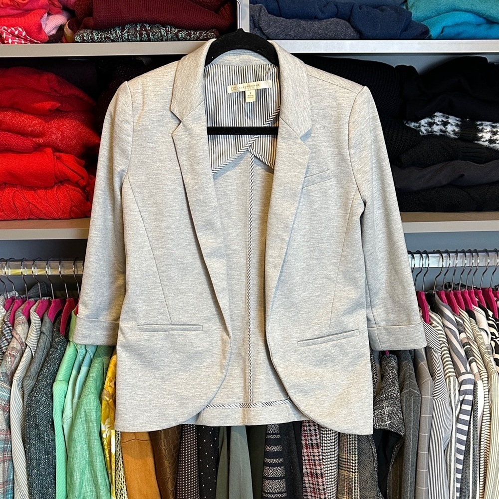 Lauren Conrad gray 3/4 cuffed sleeve 3 pocket open front blazer size 2